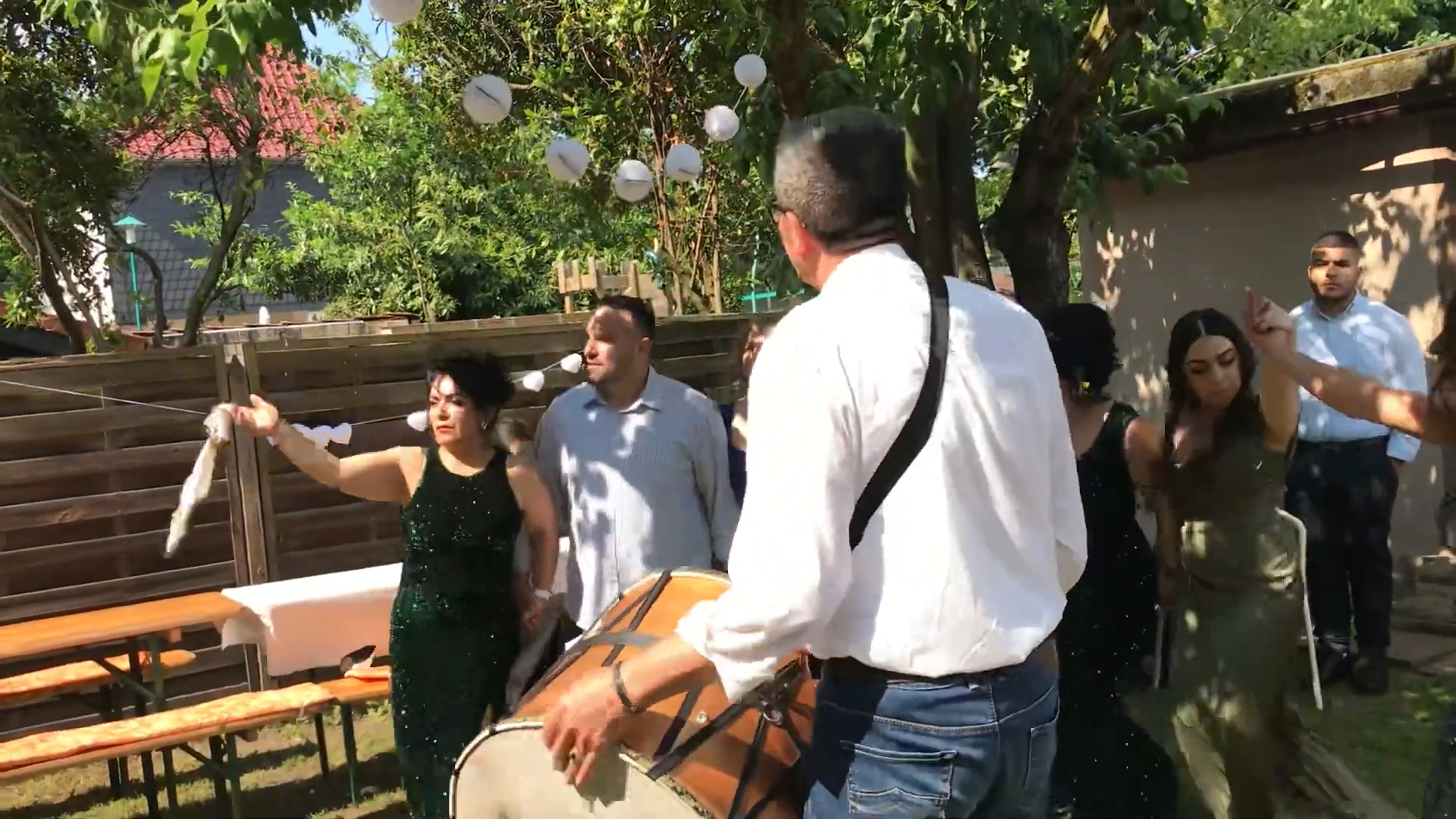 Düğün Salonlarında Sahneye Hakim Davul Zurna Ekibi